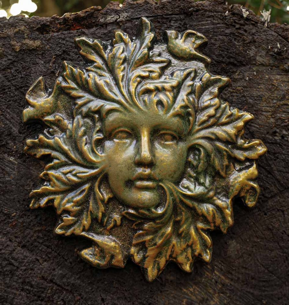 the-avalon-green-lady-sculpture