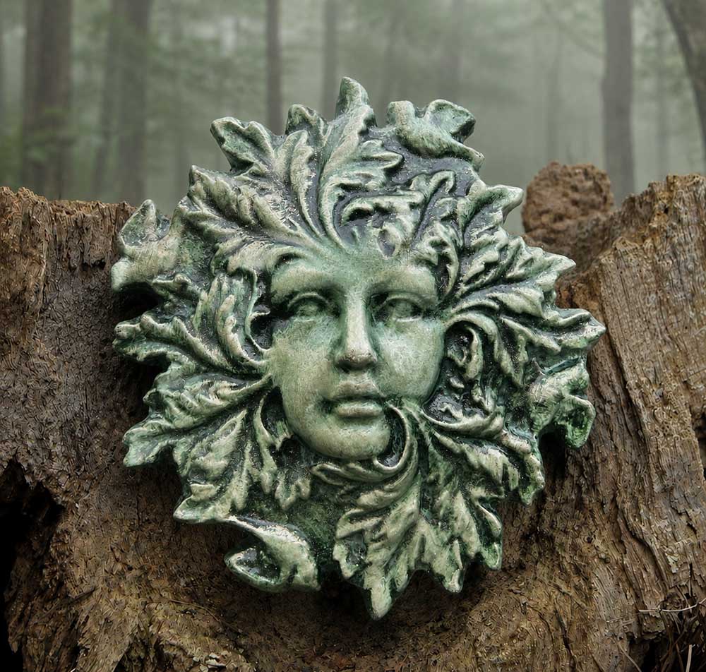 avalon-green-lady