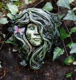 lenora-green-lady-sculpture