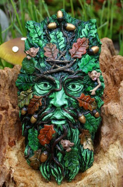 quercus-green-man-sculpture