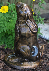 moonbeam-hare-sculpture
