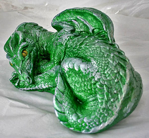 irish-dragon-sculpture