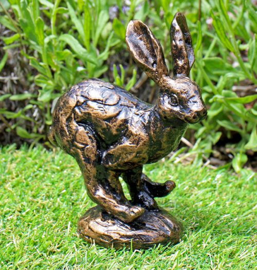 thyme-hare-sculpture