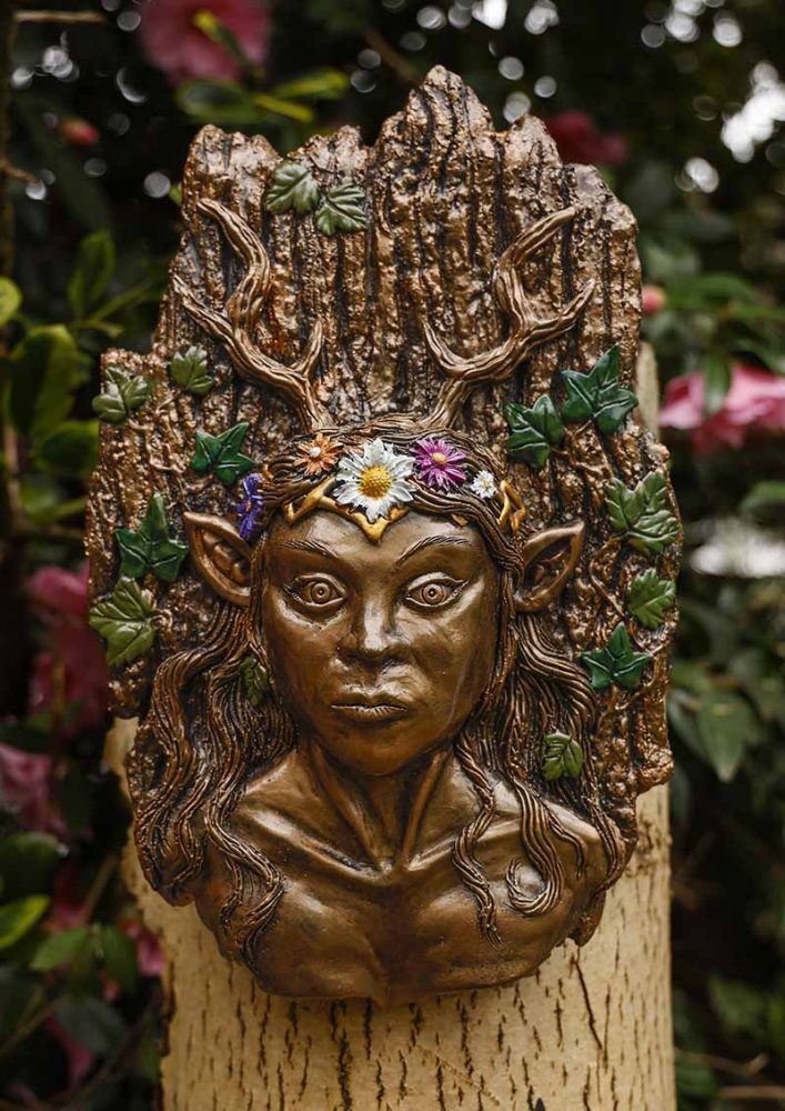lady-of-the-wild-woods-sculpture