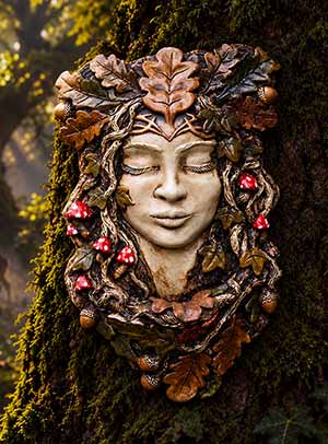 green lady avalina